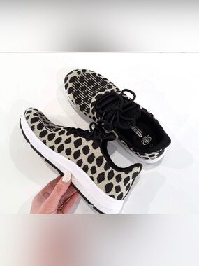Athletic Works Black and White Leopard Knit Women's Sneaker